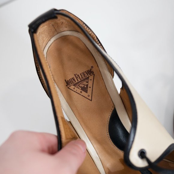 SOLD John Fluevog Revelation Mary Jane Pumps Black Off White Victorian Regency - Picture 6 of 10